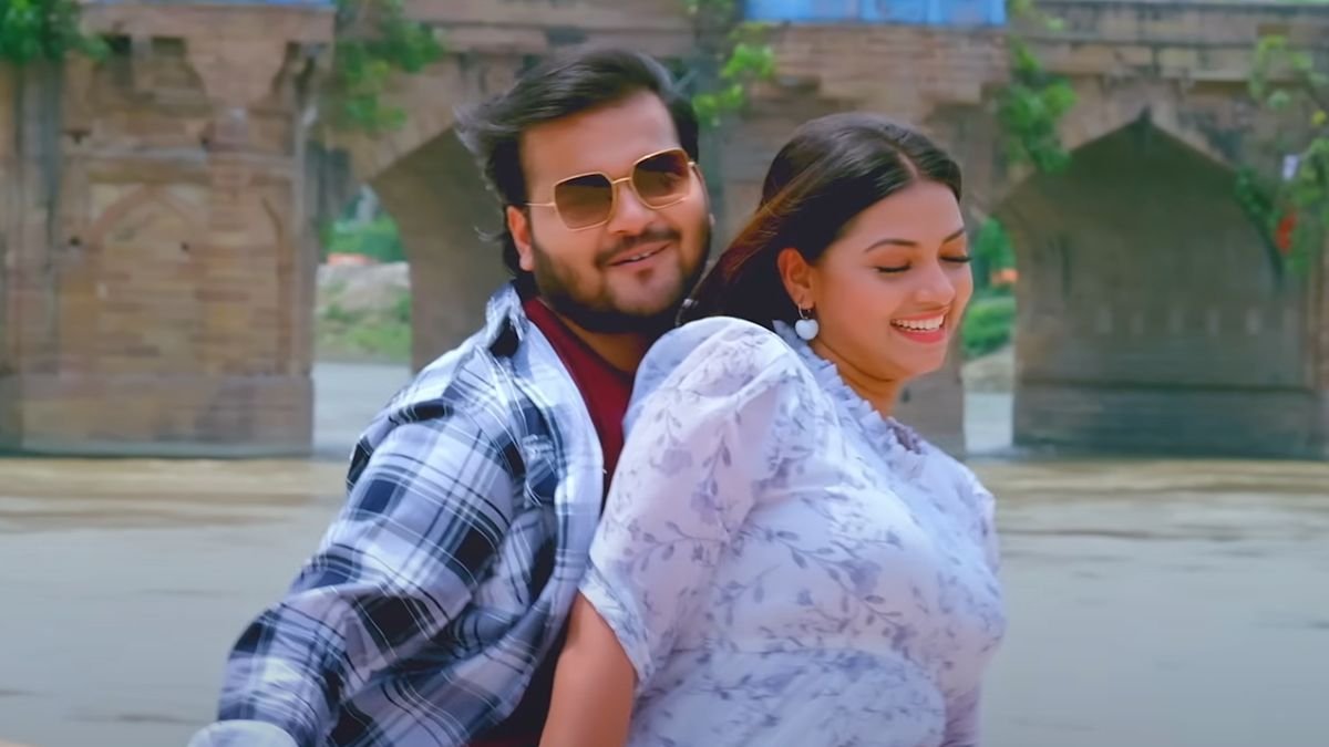 Arvind Akela Kallu New Song